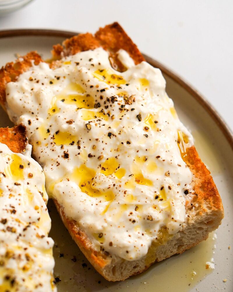 Fresh Truffle Burrata Cheese, 8 oz