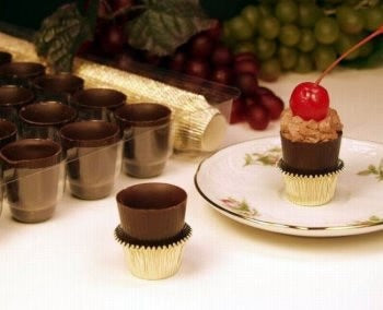 Gourmet Dark or Milk Chocolate Liqueur Cup - 154/Case