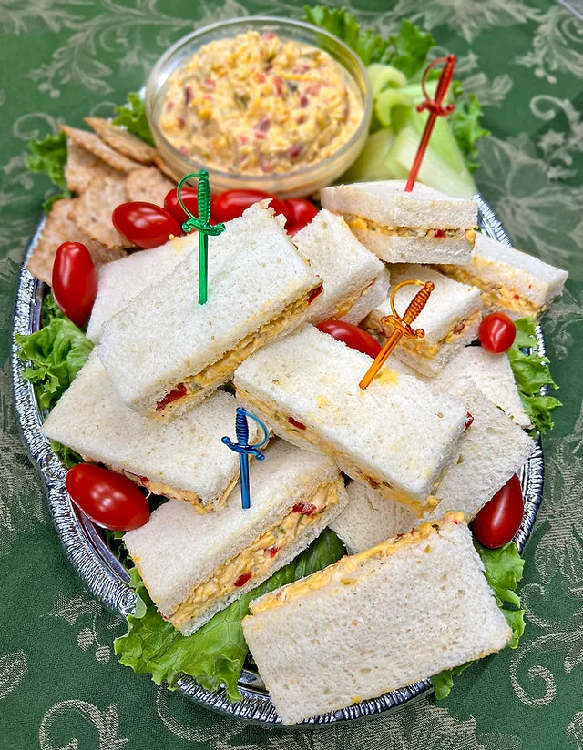Signature Roasted Garlic Pimento Cheese - 16 oz