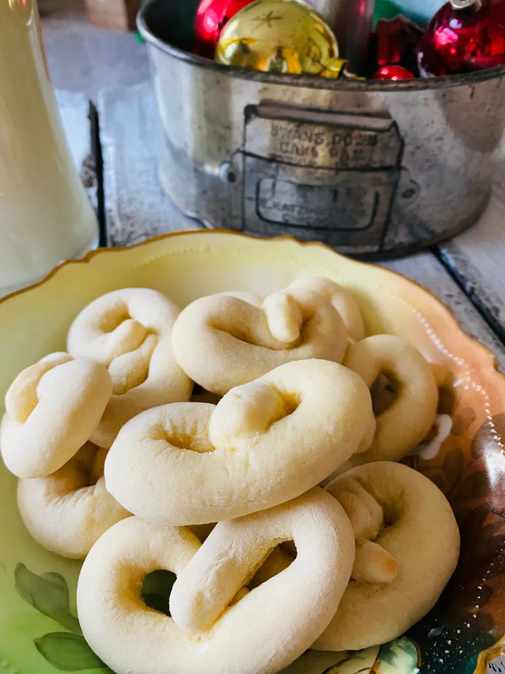 Authentic Handmade Norwegian Kringla Pastry - 1 Dozen