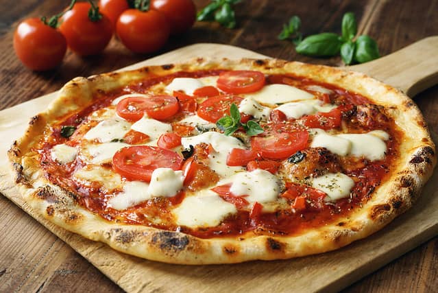 A Taste of Italy Pizza Crusts Variety Kit - Classic, Pan, Pinsa, Sheet -  includes 8 - Imported from Italy