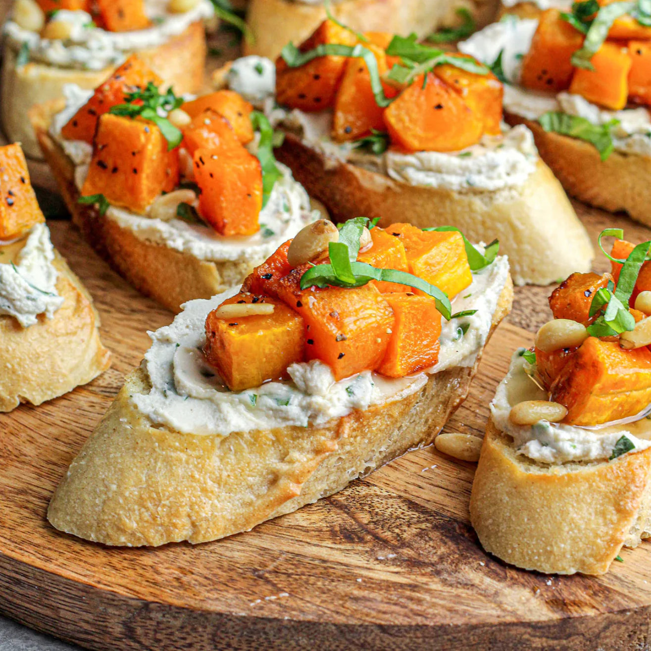 Treeline Garlic & Basil Vegan Goat Style Cashew Cheese - Pack of 2