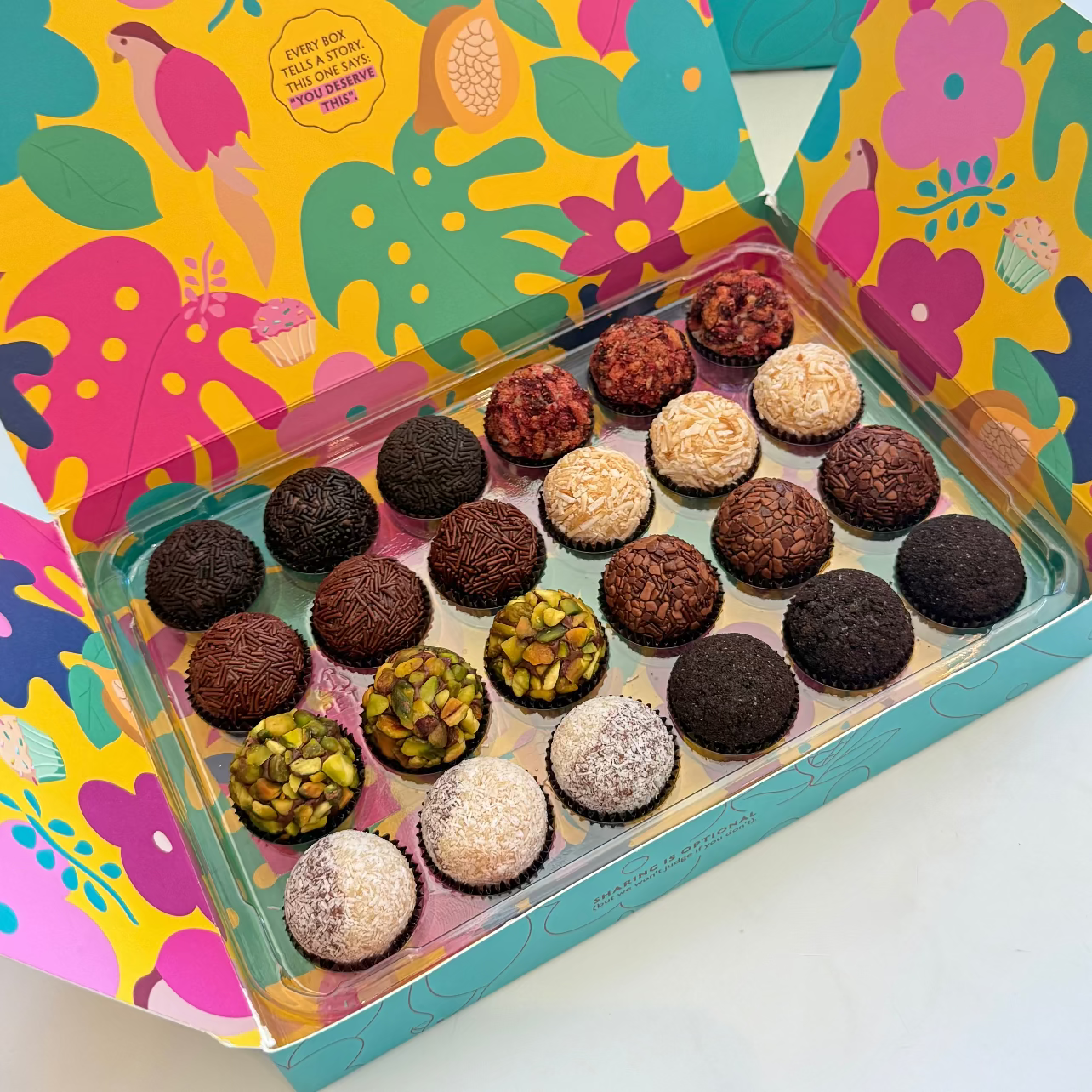 SAUDADE - Milk Chocolate Lovers' Collection