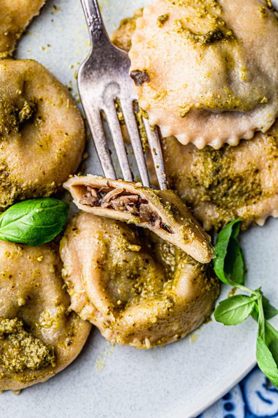 Gourmet Vegan Handmade Fresh Italian Pasta Collection Kit, Non-GMO - Mushroom, Spinach Pastas, Pesto and Tomato Sauce