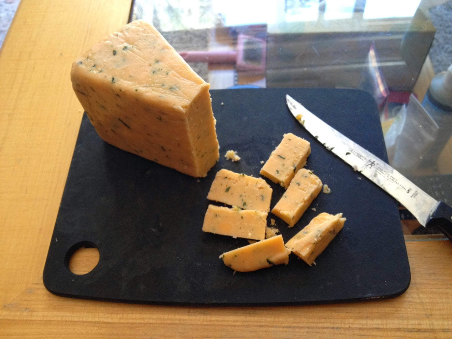 Long Clawson Cotswold Cheese, 1 lb