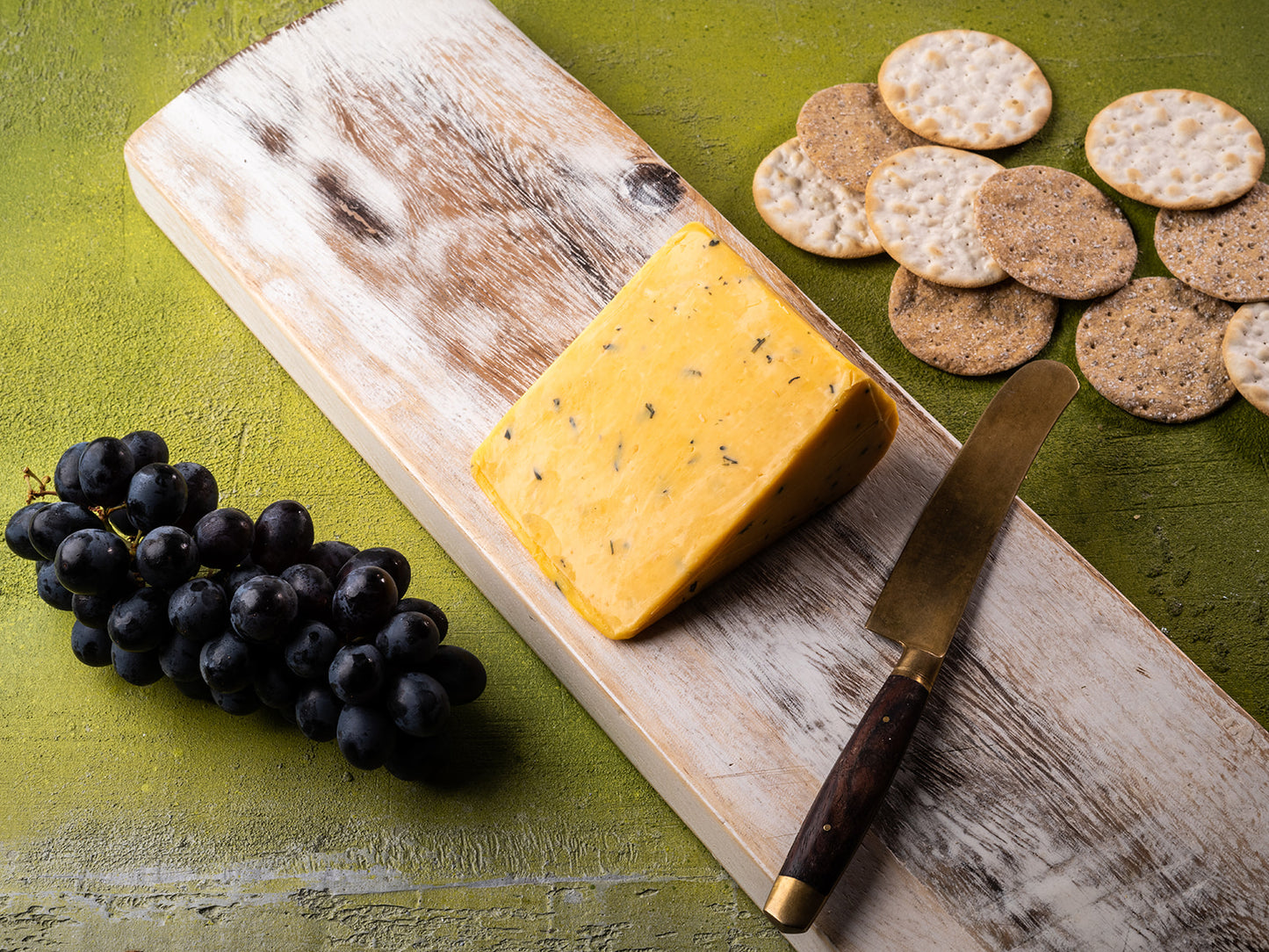 Long Clawson Cotswold Cheese, 1 lb