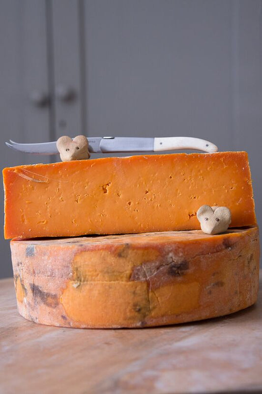 Thomas Hoe Aged Red Leicester Clothbound Cheese, 1 lb
