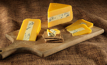 Long Clawson Huntsman Cheese, 1 lb
