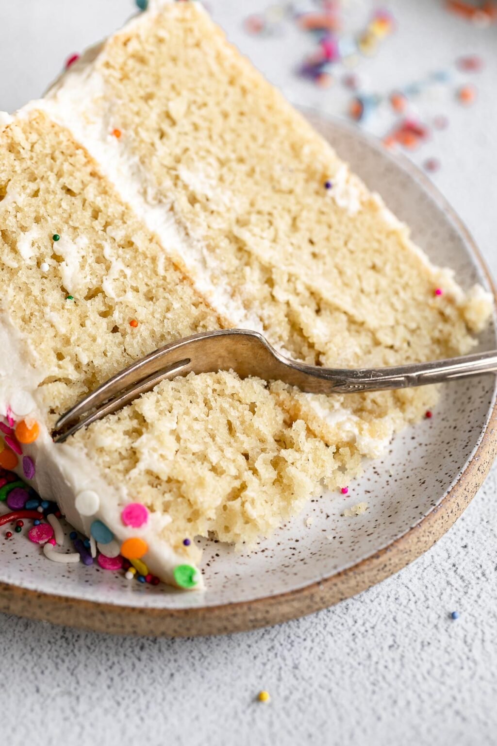 Gluten Free Vanilla Cake Gourmet Cake Mix - Non-GMO, Kosher, Rice Free, Soy Free, Dairy Free, Peanut Free, No Preservatives, No Artificial Flavors or Colors - 19.5 oz