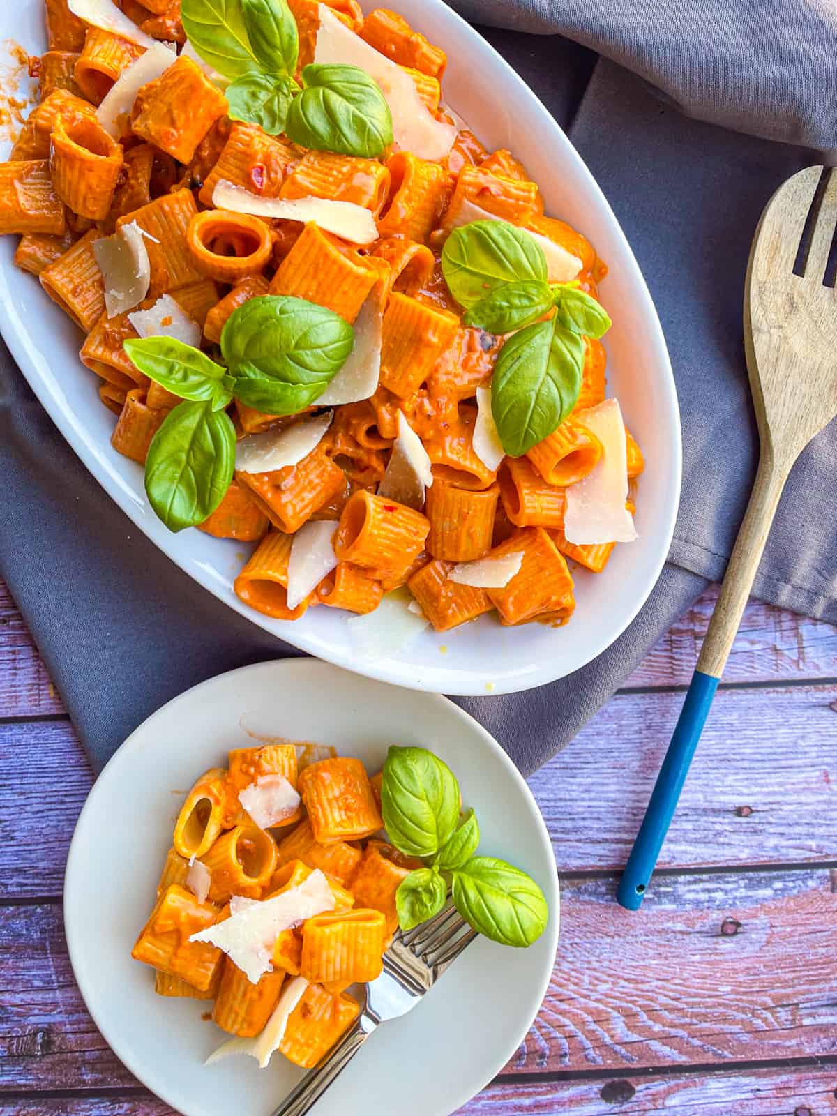 Carbone Spicy Vodka Pasta Sauce | World Famous Signature Recipe | Slow-Cooked with 100% Italian Tomatoes | Vegetarian, Gluten Free, Low Carb, Keto Pasta Sauce - Pack of 4