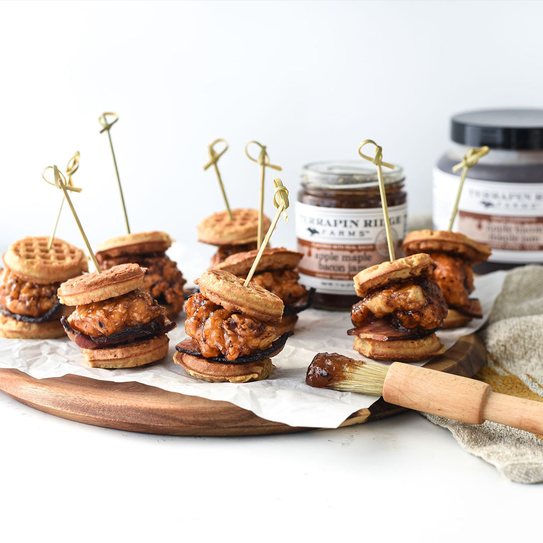 Terrapin Ridge Farms Bacon Me Crazy Sampler Set – One Jar Each of Hot Pepper Bacon Jam, Apple Maple Bacon Jam, and Hot Pepper Berry Bacon Jam