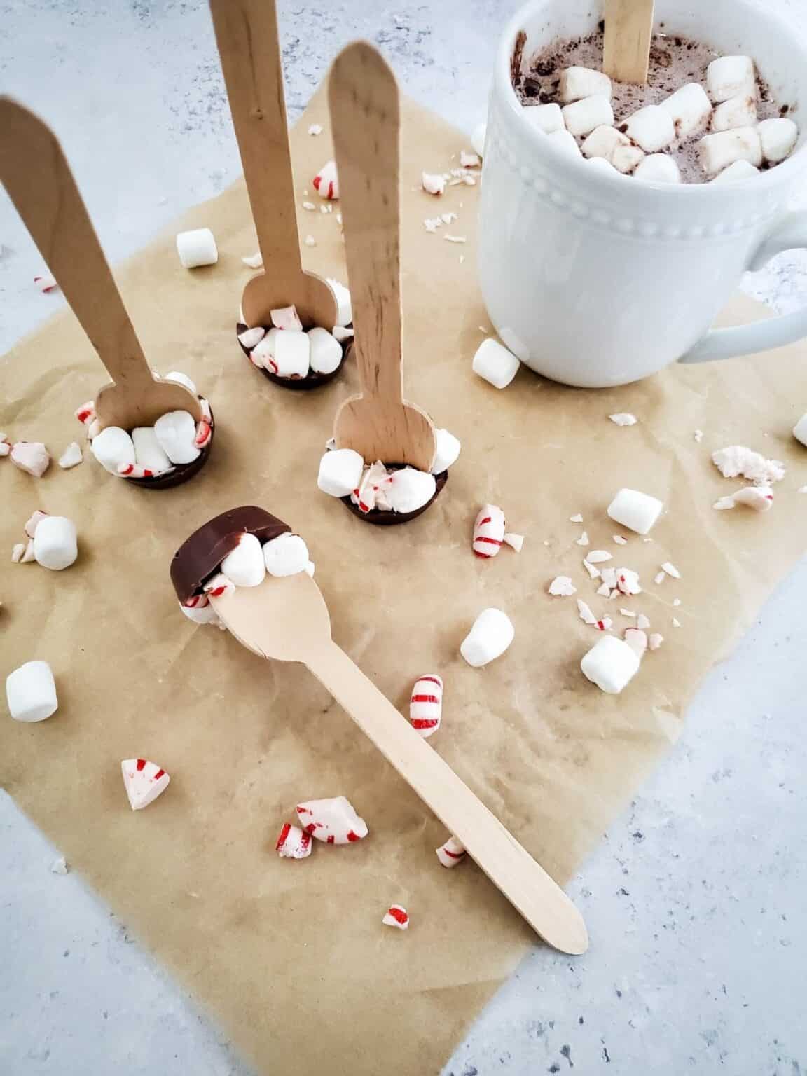 Christmas Hot Chocolate Spoons - Gourmet Dark Chocolate Favors with Crushed Peppermint - Pack of 12