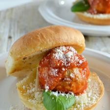 Mama Mancini's Beef Meatballs in Italian Style Sauce  -10 oz Cup - Pack of 8