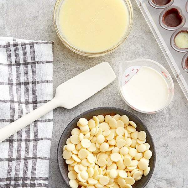 Callebaut Recipe No. W2 Finest Belgian White Chocolate With 28% Cacao, 22% Milk, 5.51 Pound