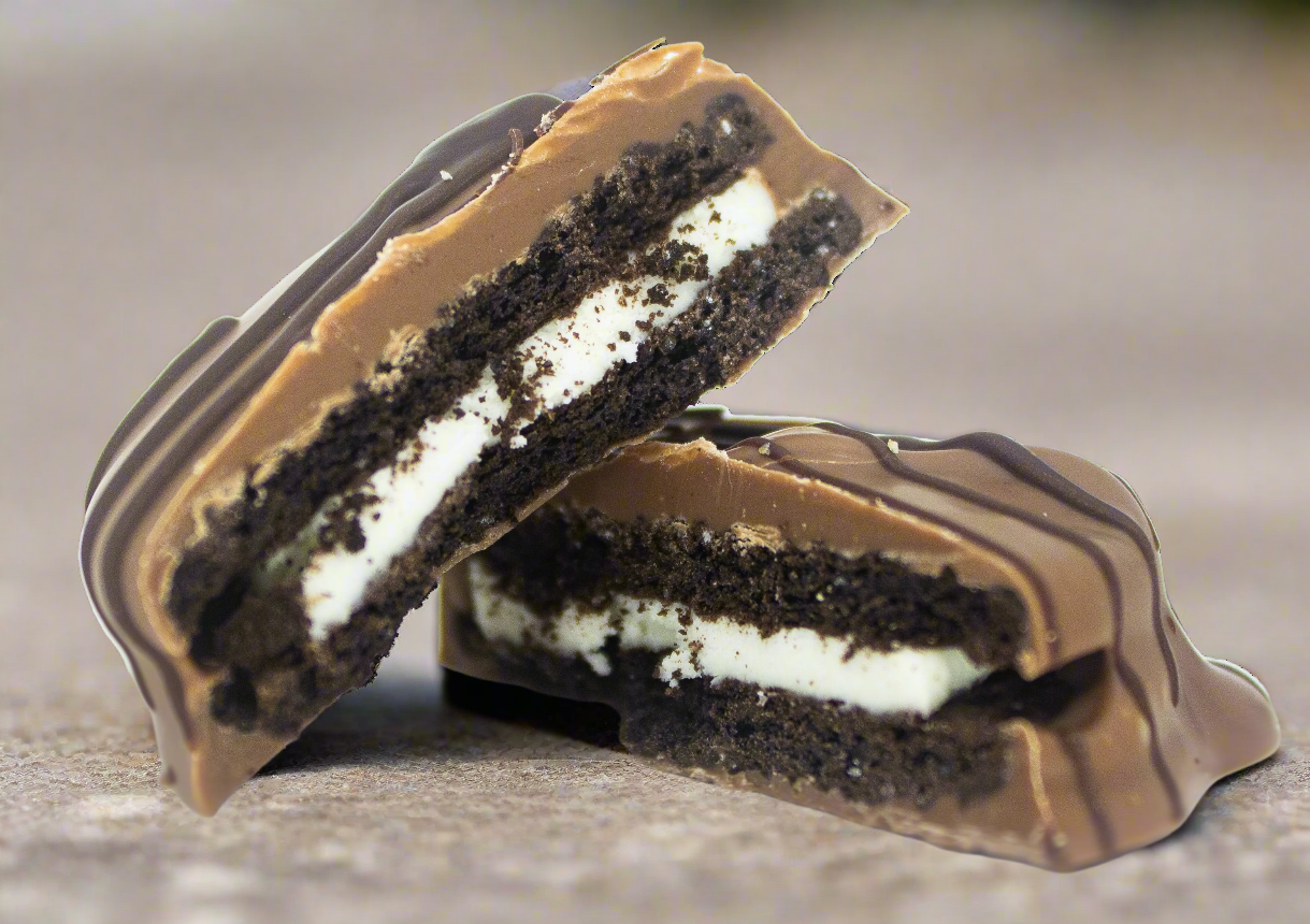Groveland Confections Chocolate-Dipped Oreo Cookies — 3-Pack