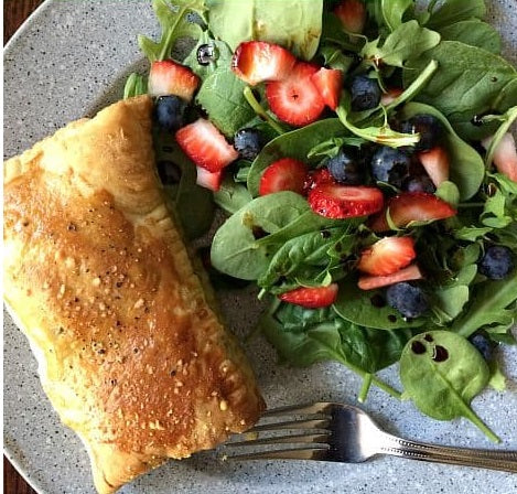Chicken & Pesto Healthy Pockets - 24 pieces per tray