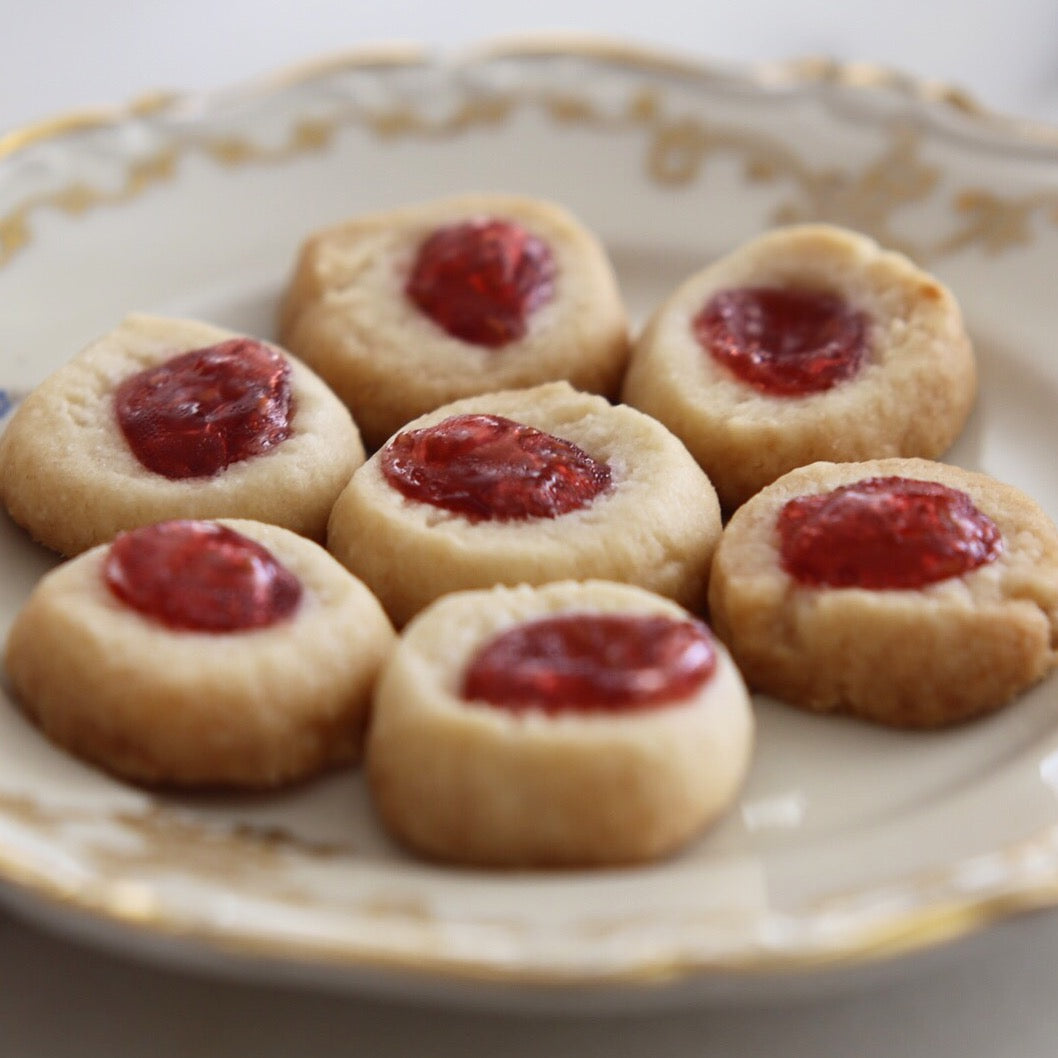 Raspberry Cave Swedish Cookies