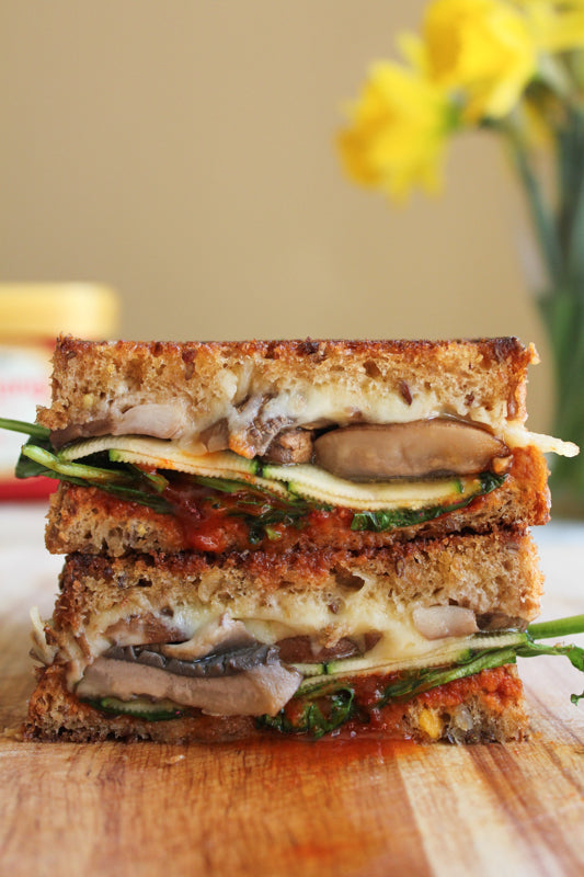 THE ULTIMATE GRILLED VEGGIE SANDWICH