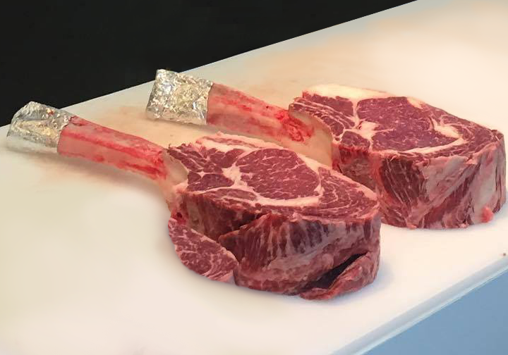 Australian Wagyu Beef Tomahawk Steaks, 2 pieces, 32 oz ea