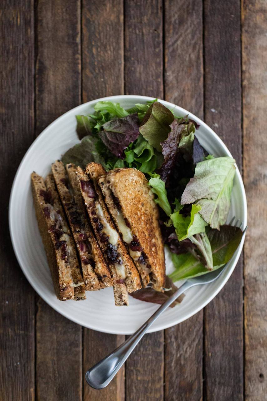 Grilled Cheese with Balsamic Onions