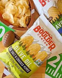 Boulder Canyon Thin & Crispy Cheddar Sour Cream Potato Chips - 6 oz Pack of 12