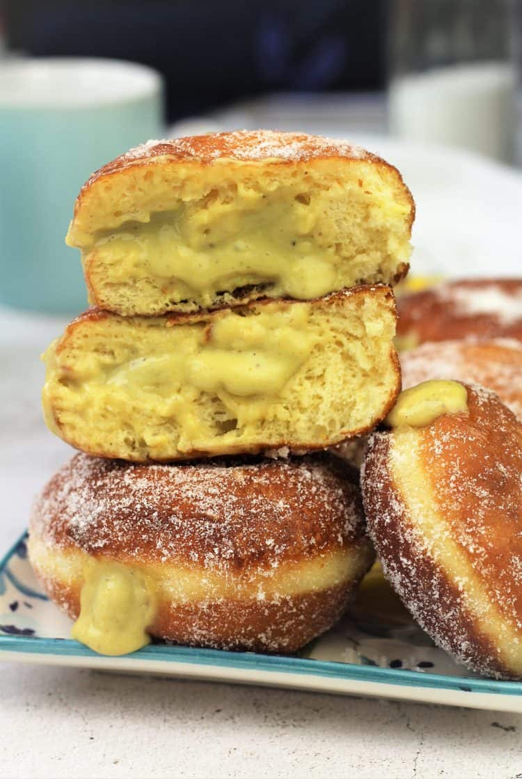 Italian Bomboloni Pistachio - Italian Doughnuts - 1 dozen