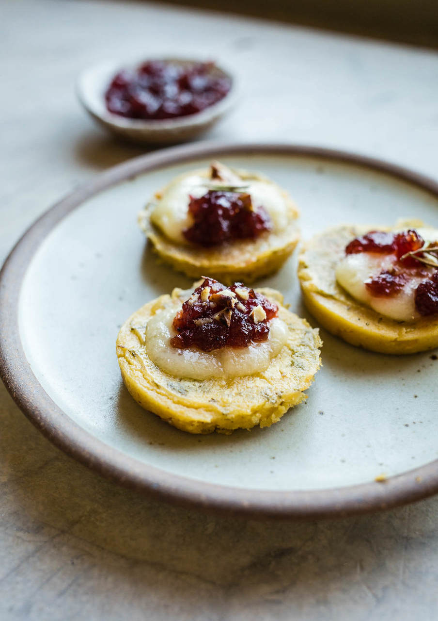 Brie, Cranberry & Pecan Bites - 50 pieces per tray
