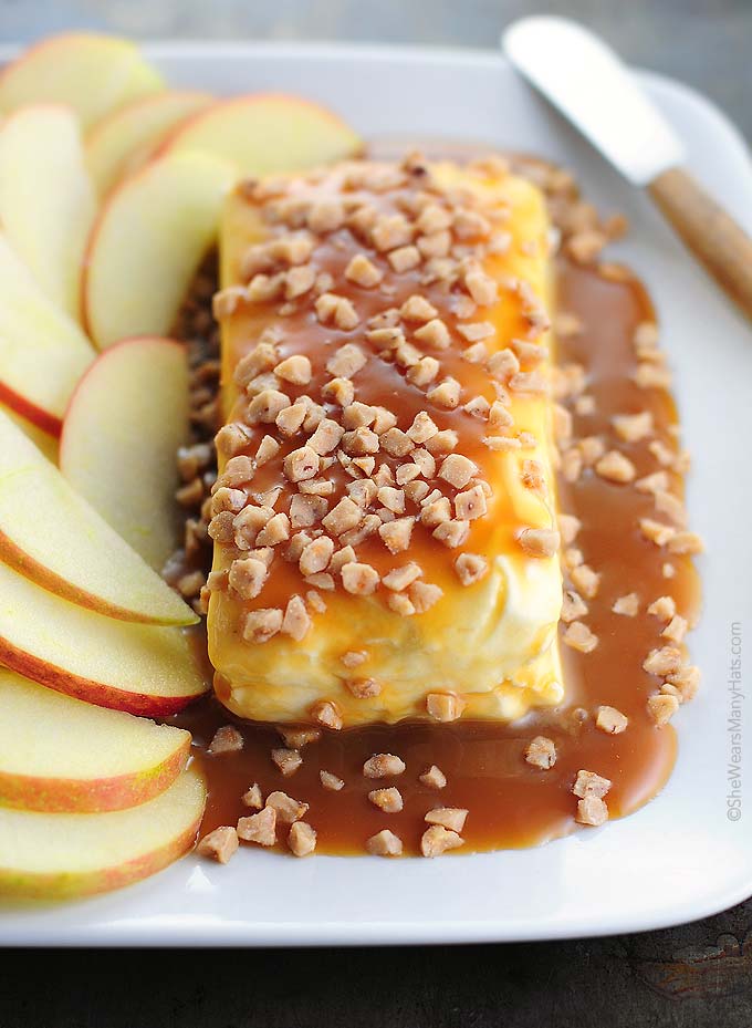 CARAMEL APPLE CREAM CHEESE SPREAD