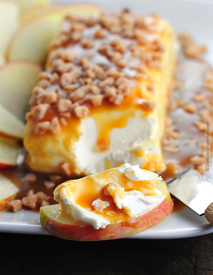 CARAMEL APPLE CREAM CHEESE SPREAD