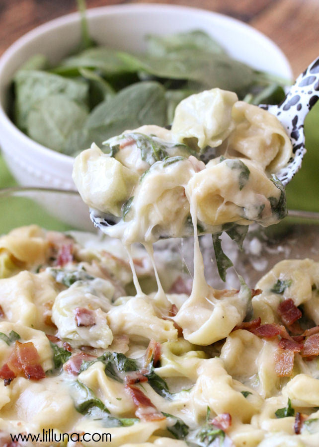 Cheesy Tortellini Spinach Bake