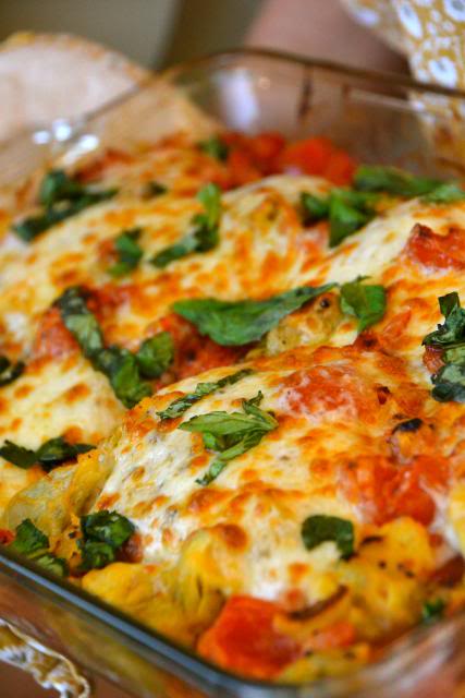 Italian Chicken w/ Fresh Roma Tomatoes, Cheese & Artichokes
