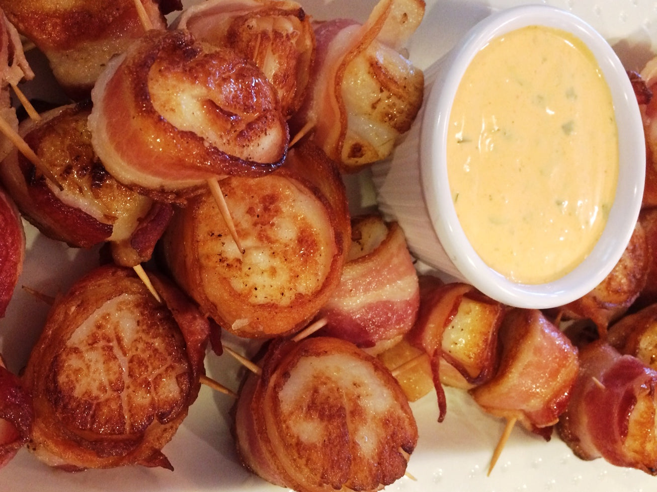 Citrus Cilantro Bacon Wrapped Scallops - 100/Case