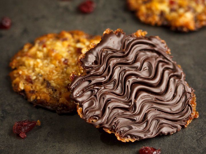 Maison de Florentins Dark Chocolate & Caramel Florentines, 1 Dozen