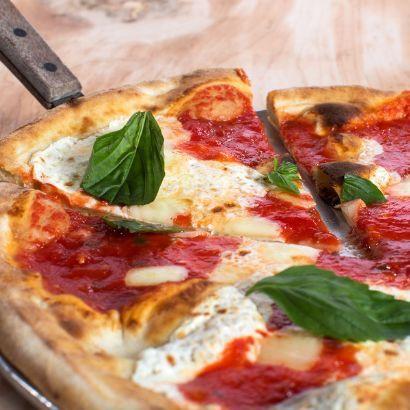 Coal Oven Margherita Pizza - 6 Pies