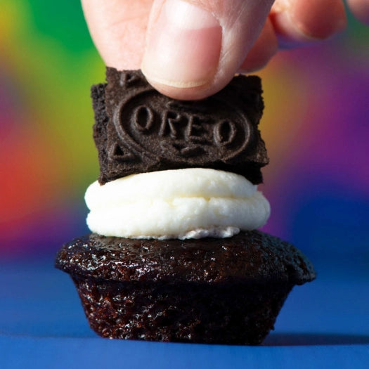 LATEST & GREATEST CUPCAKES - 25 Pack