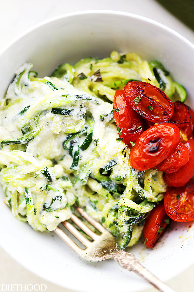 Creamy Ricotta Zucchini Noodles
