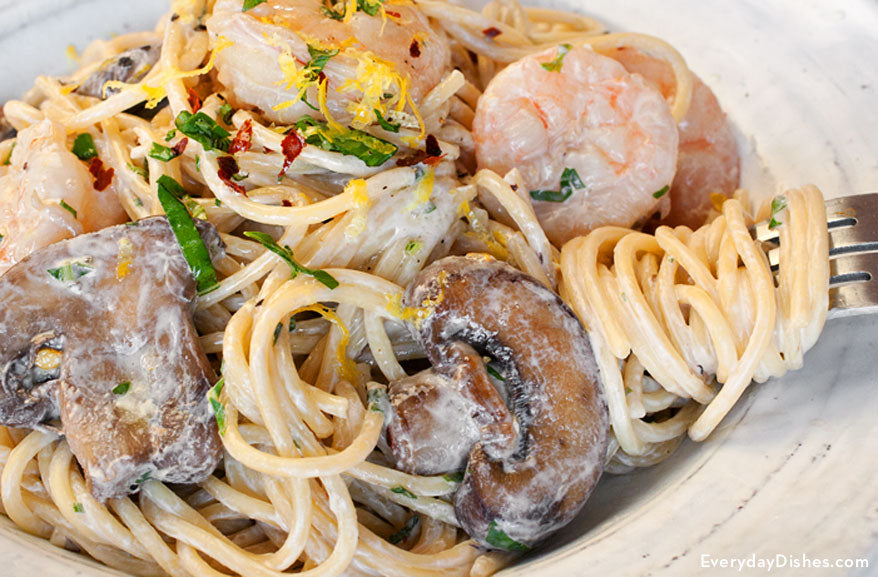 Champagne Cream Cheese Shrimp & Mushroom Pasta