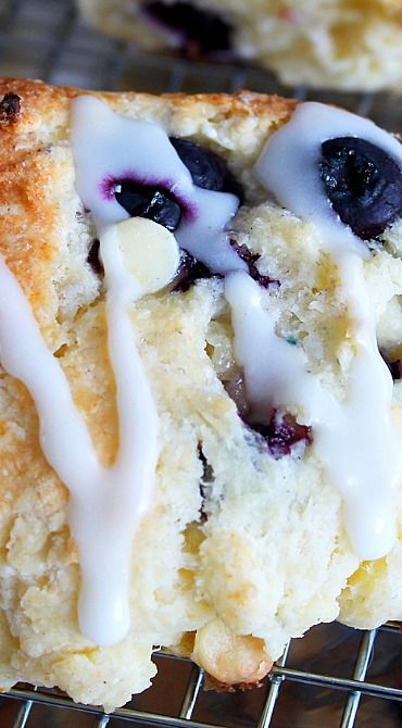 WHITE CHOCOLATE BLUEBERRY SCONES - 1 Dozen
