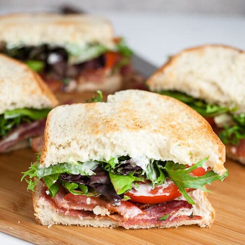 Dona Maria Gourmet Mayo with Basil - 8.45 oz Squeeze Bottle