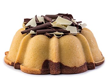 Dolce Vita Jane - Experience Perfect Cake Harmony with this Marbled Pound Cake