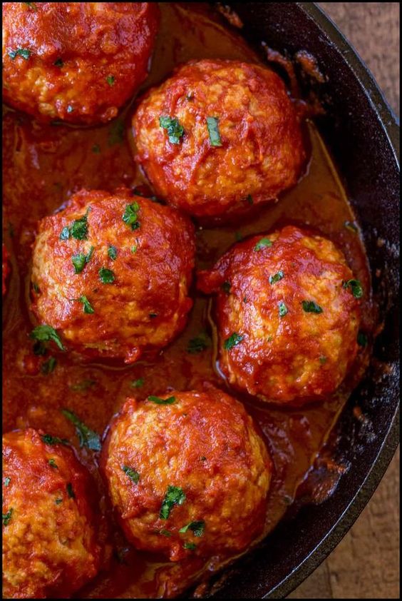 Chicken Meatballs w/ Marinara Sauce - per 1 lb