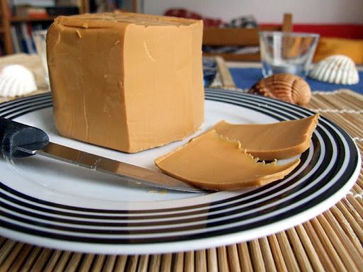 Brunost Fløtemysost (Norwegian Brown Cheese) - 1000g