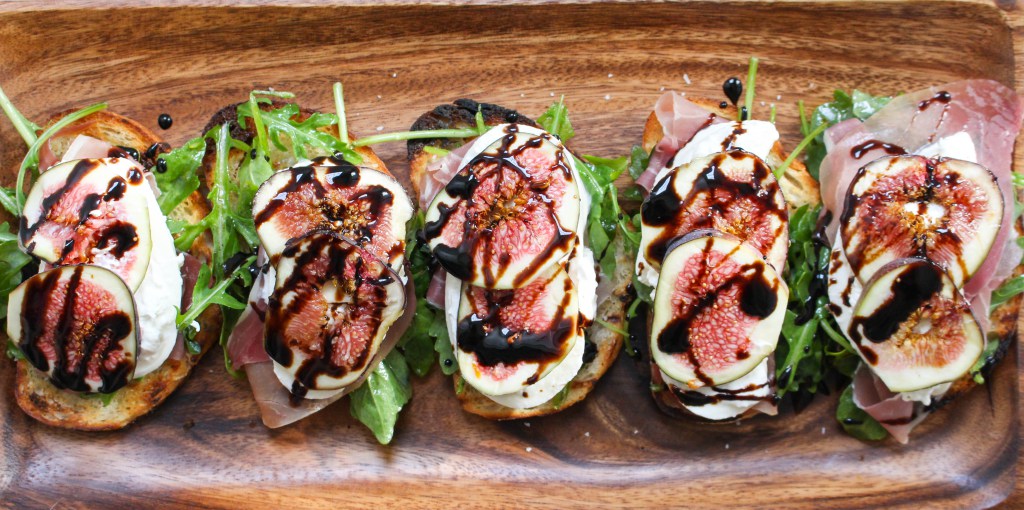 Grilled Crostini with Burrata, Figs & Prosciutto