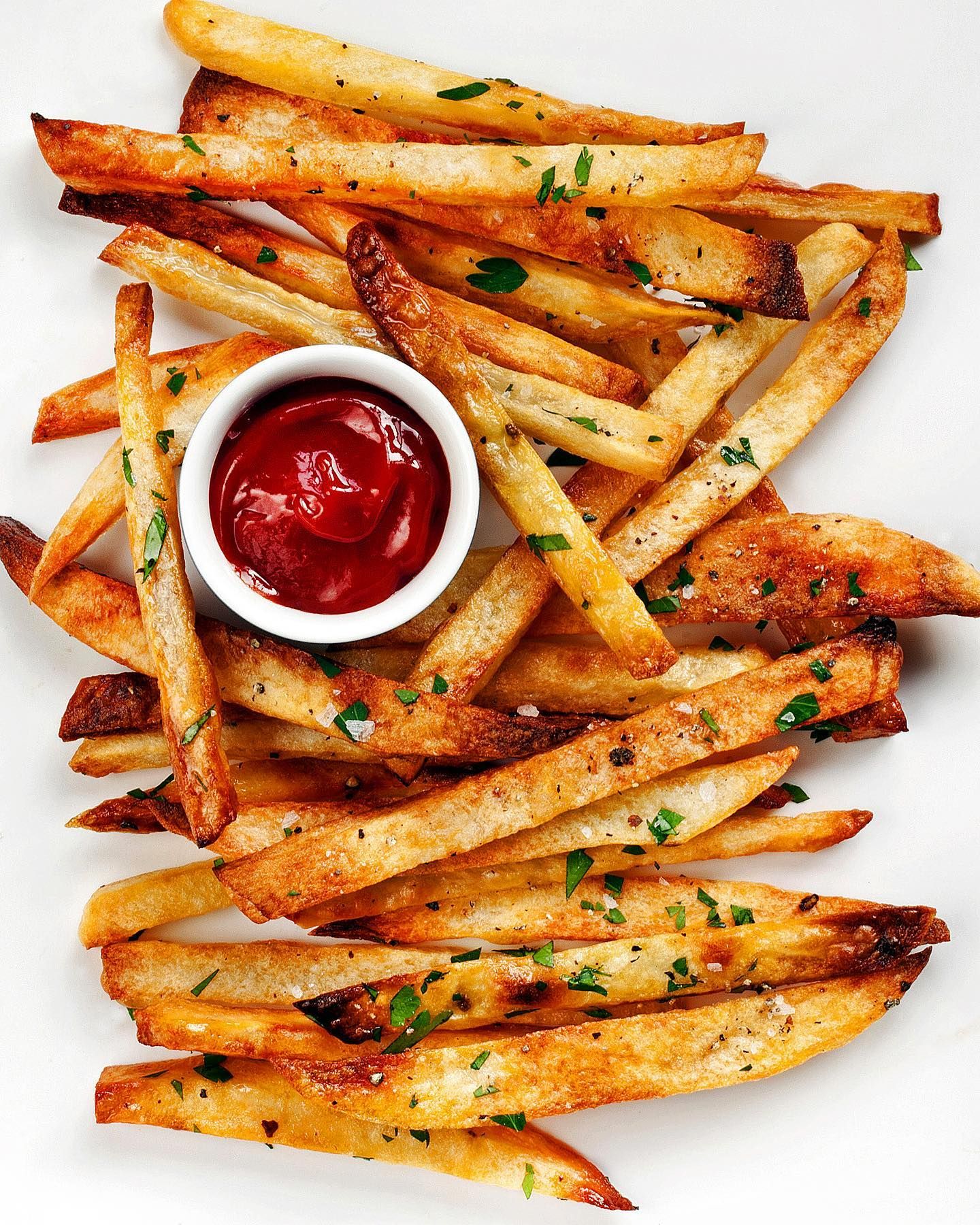 Spicy Straight Cut French Fries 4.5 lb. - 6/Case