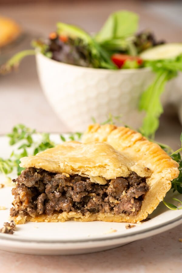 French Canadian Meat Pie - 35 oz