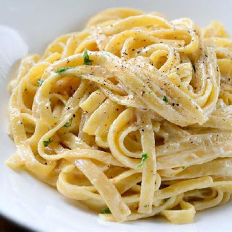 Fresh Roasted Garlic Infused Fettuccine Pasta - Vegan