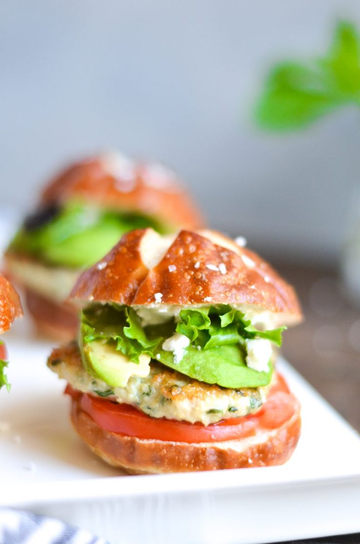 Mary's Chicken Herb Slider - 45 pieces per tray