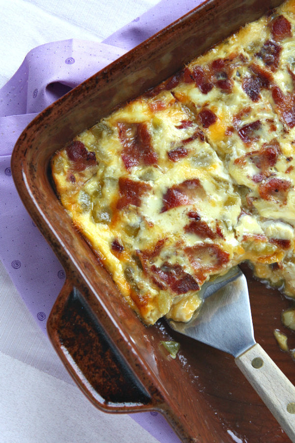GREEN CHILE AND CHEESE EGG BAKE
