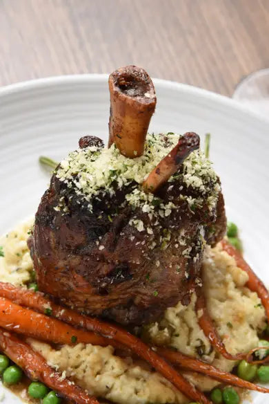 Hatfield Red's Legendary Ribeez Fully Cooked 1/2 Pork Shank - 12 lb