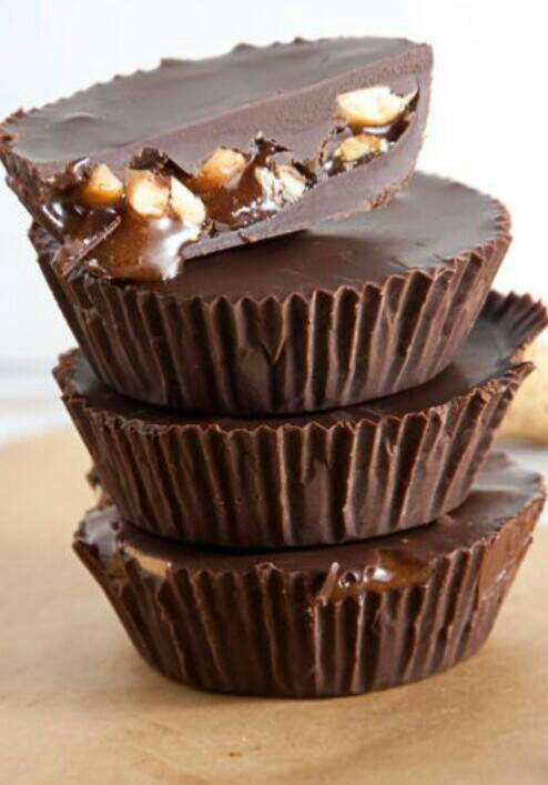 Vegan Snickers Cups - 24 mini's